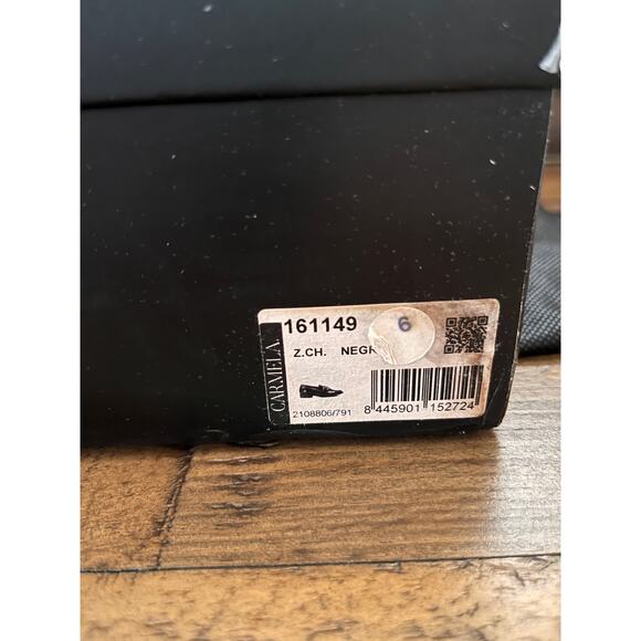 CARMELA ISABELLA LOAFER In Patent Black EU-37/ US-6 NEW w/Box - Picture 6 of 14